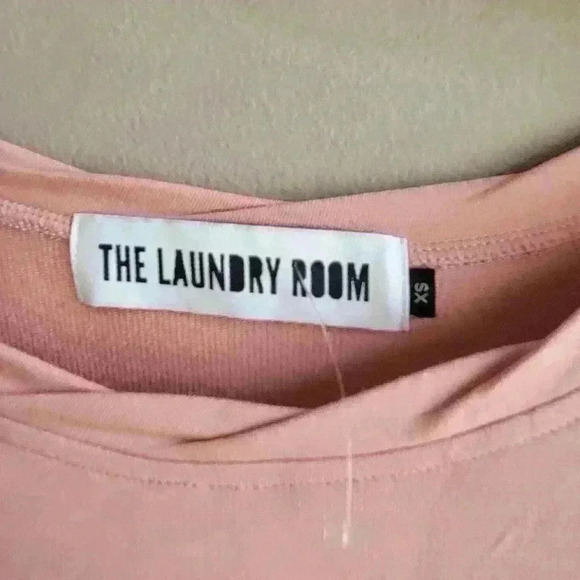 Brand New THE LAUNDRY ROOM Women's Set T shirt/Pants Size XS Pink White ROSÉ - Picture 3 of 12